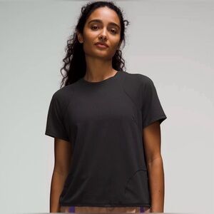 lululemon athletica Black Short Sleeve Tee